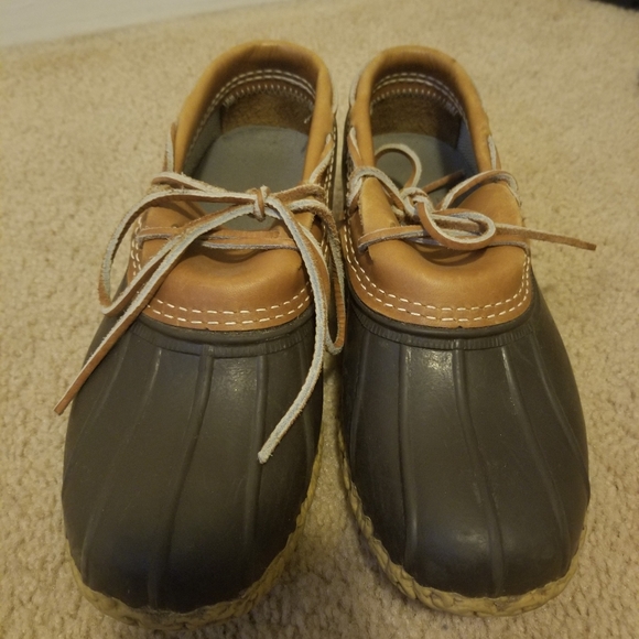 LL Bean moccasins - Picture 4 of 4